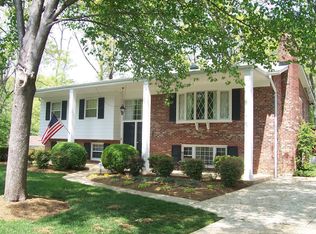 9205 Cherrytree Dr, Alexandria, VA 22309