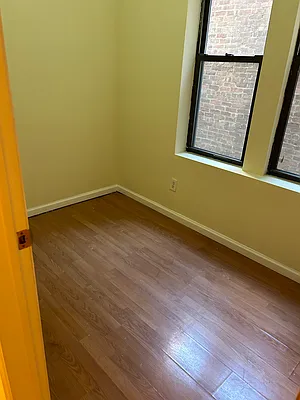 Rented by St. James Realty | media 24