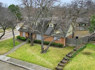 8218 Hunnicut Rd, Dallas, TX 75228