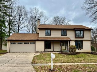 15247 Kingsman Cir, Chesterfield, MO