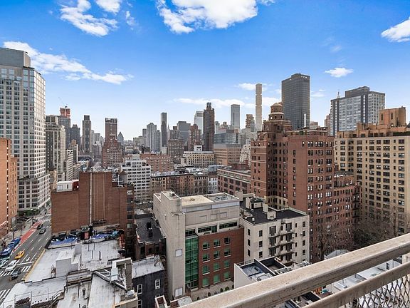 4th image of 345 E 69th St #17GH
