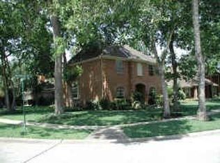 6907 Hearthside Dr, Sugar Land, TX 77479