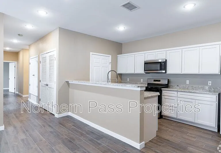9779 McCombs St #D-6 — Photo 3
