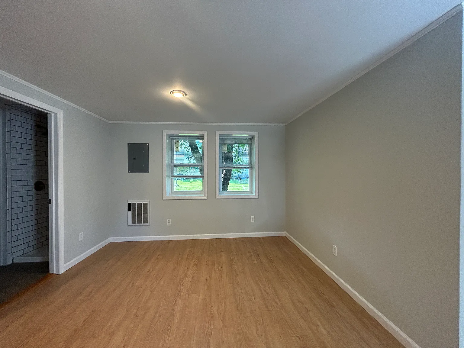 1 bed, $1,600 — Photo 2