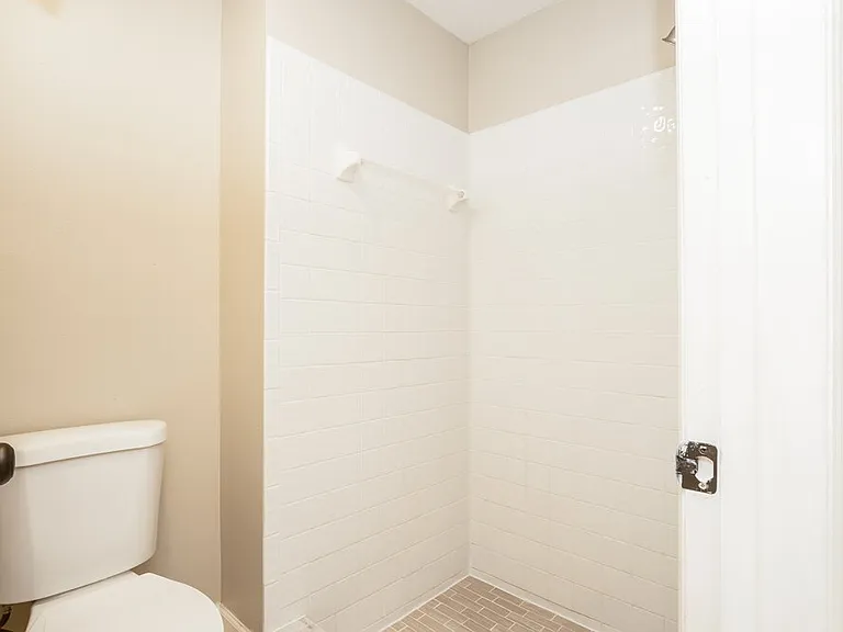 4166 Shadow Creek Cir — Photo 17