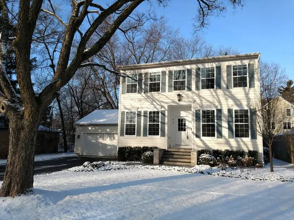 617 Hampton Ter, Libertyville, IL 60048