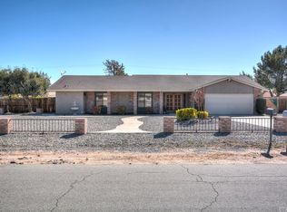 14033 Olathe Rd, Apple Valley, CA 92307