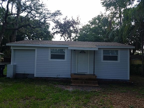 4th image of 8722 N Tampa St