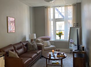 369 Hanover St #1F, Boston, MA 02113