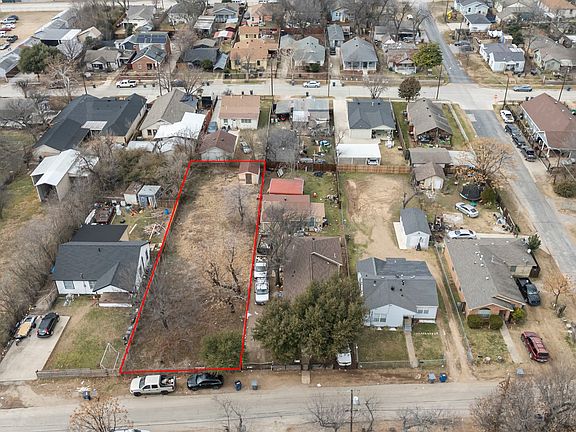 3rd image of 1639 Neal St