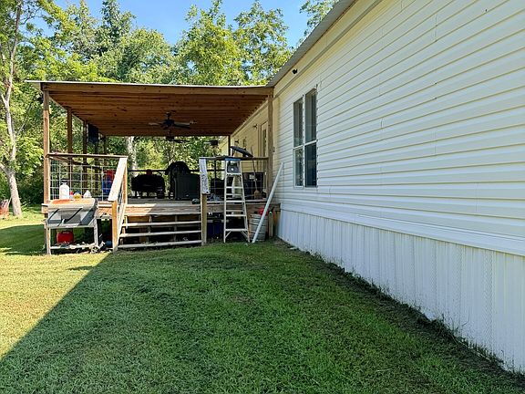 4th image of 17979 Kermit Rd
