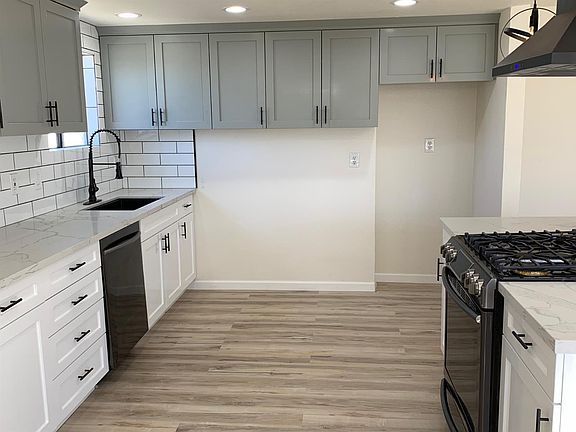 2nd image of 18256 Catalpa St