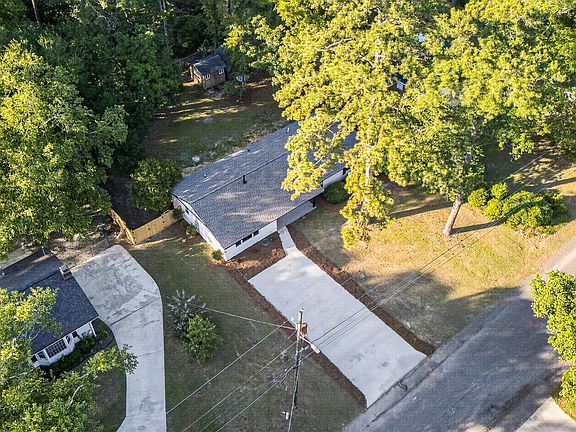 5th image of 117 Camelia Dr