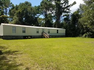 31 Luther Ln, Saint Helena Island, SC 29920