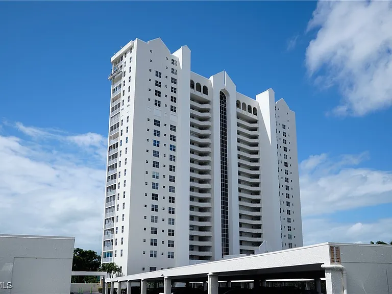 5550 Heron Point Dr #1601 — Photo 1