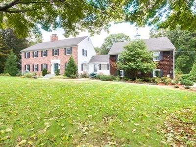 89 Red Gate Ln, Reading, MA, 01867