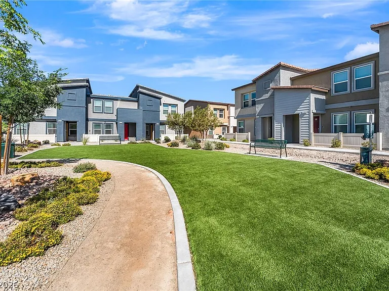 1903 Omaggio Vista St — Photo 22