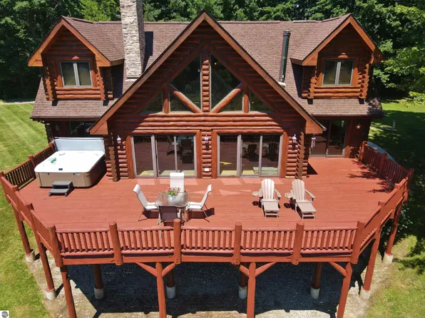 5777 Conrad Rd, Mayville, MI 48744