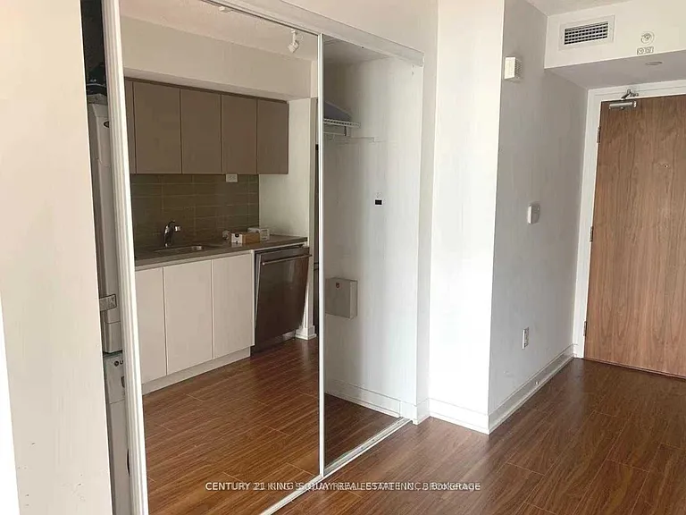 85 Queens Wharf Rd #608 — Photo 6