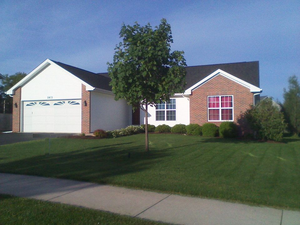 1st image of 2473 Meadow View Ln