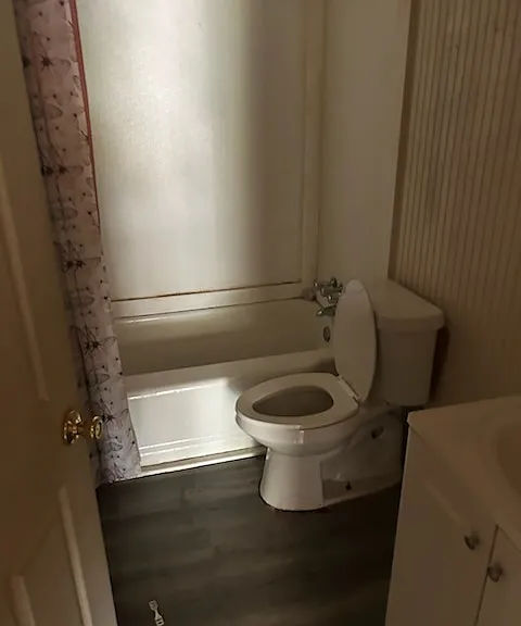 4942 Osborne Ave — Photo 2