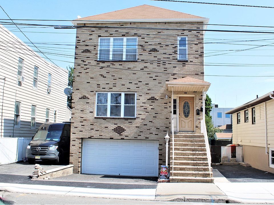 166 Front St Secaucus NJ Zillow