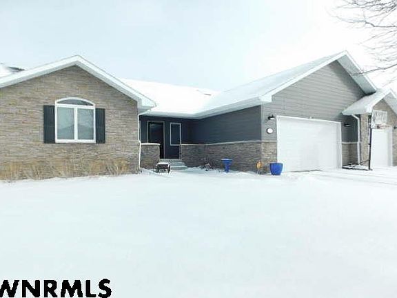 2nd image of 605 Sagebrush Dr