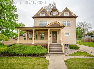 207 N Pine River St, Ithaca, MI 48847