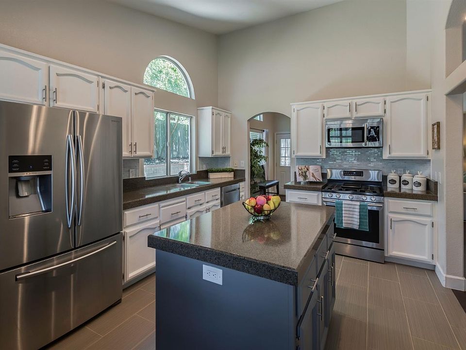 1st image of 3525 Black Eagle Dr