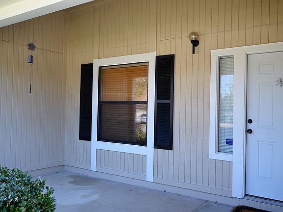 2nd image of 10949 CHESAPEAKE Lane W