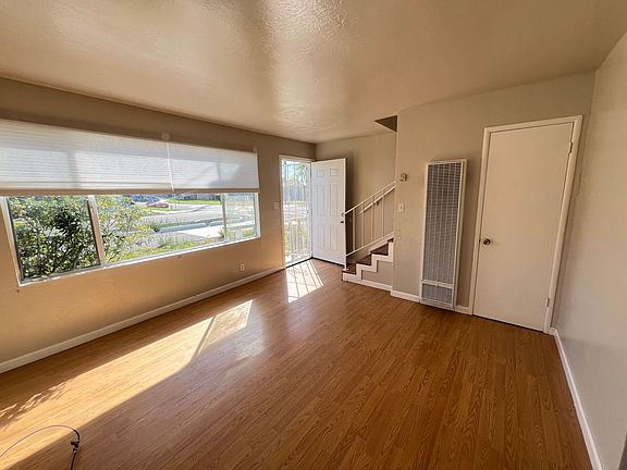 3rd image of 163 Marina Way S #A3137a736