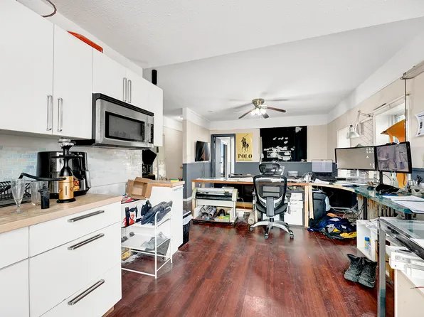 1011 Banner Avenue image 13 of 23