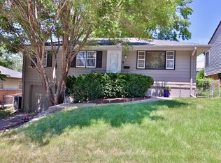 6214 Oak St, Omaha, NE 68106