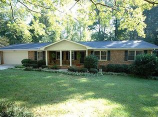 2496 Kings Point Dr, Atlanta, GA 30338