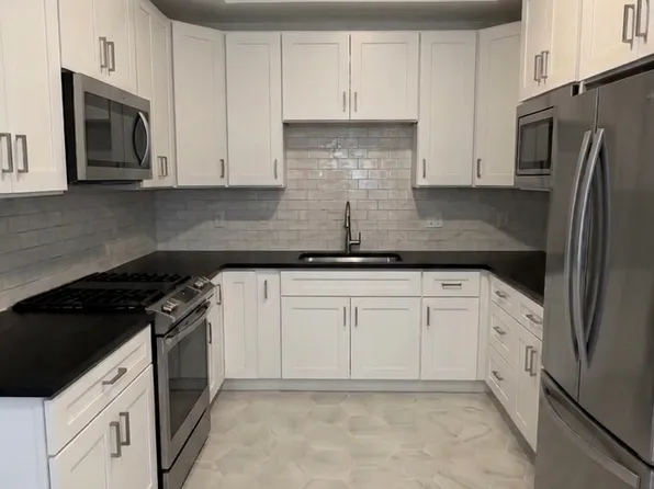 2002 Edenwald Ave #3, Bronx, NY 10466