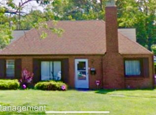 3990 Lancaster Rd, Cleveland, OH 44121