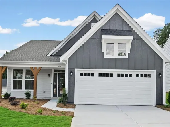176 Easton Park Blvd, Dallas, GA 30157