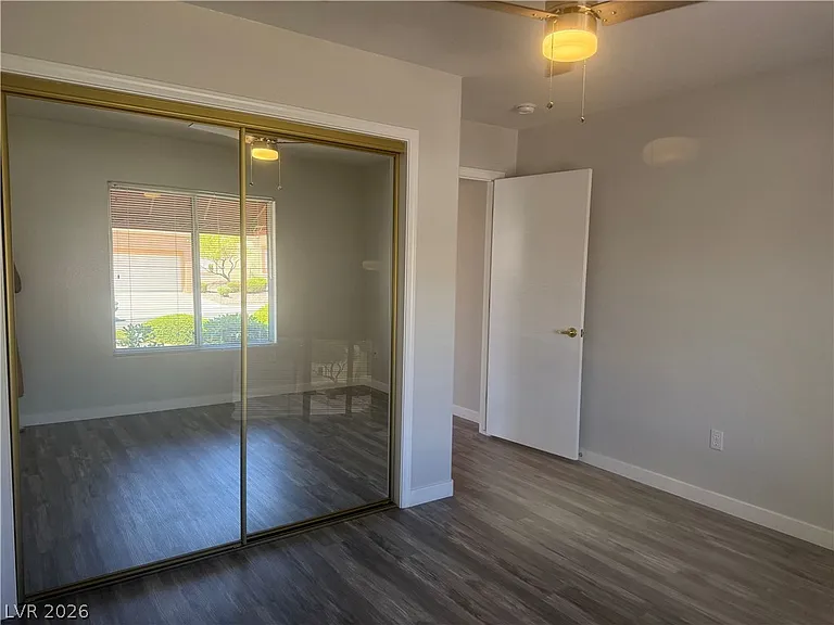 9909 Bundella Dr — Photo 39