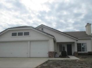 19395 Live Oak Ln, Lake Elsinore, CA 92530