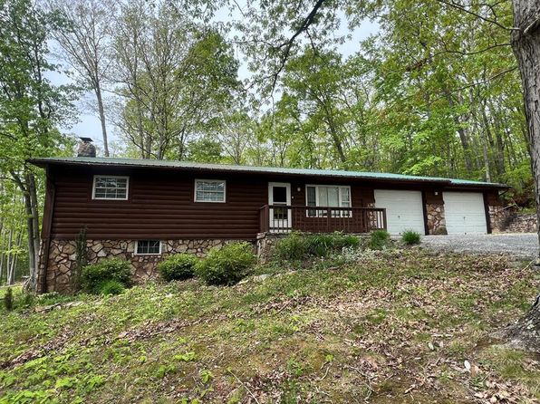 603 Rustic Hill Dr, Princeton, WV 24739