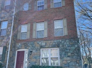 9834 Darcy Forest Dr, Silver Spring, MD 20910