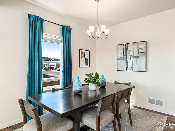 5th image of 127 Jacobs Way