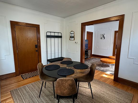 5th image of 130 N Spring St #1R