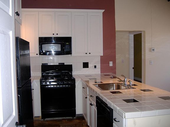 Built in microwave/DW/the WORKS