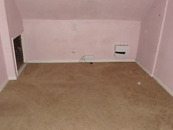 3rd image of 17022 Oakwood Ave #House