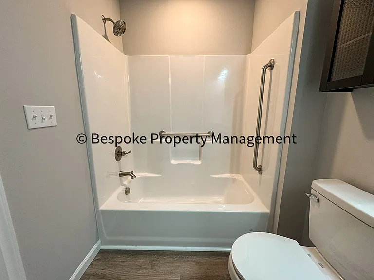 31-41 Goliath Dr — Photo 10