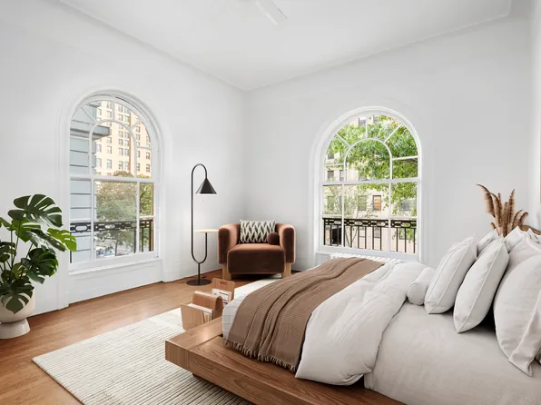 380 Riverside Drive image 8 of 17