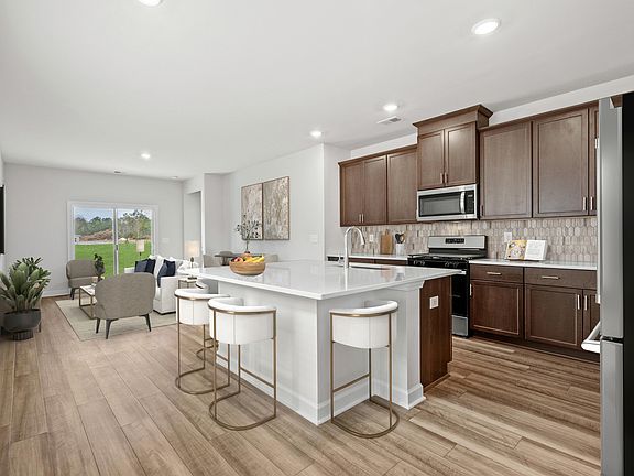 Welcome to the Pendleton floorplan at Waterside.