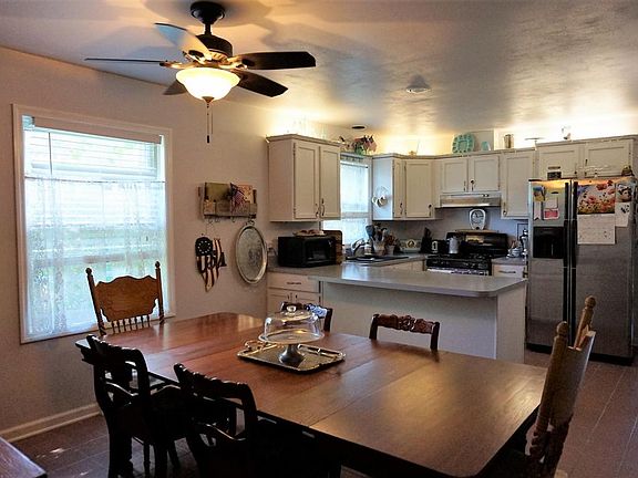 5th image of 629 W Briarknoll Ct #1