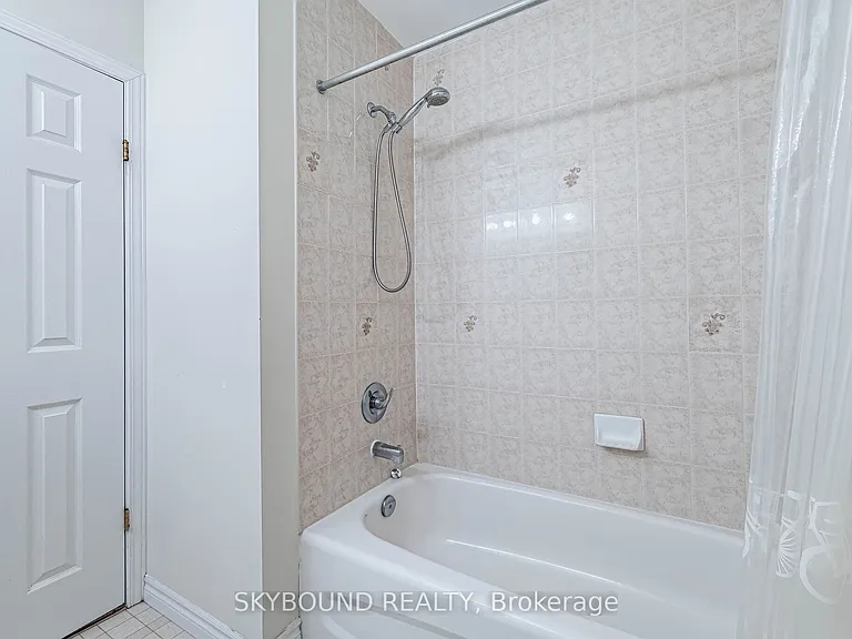 735 Karlsfeld Rd — Photo 38